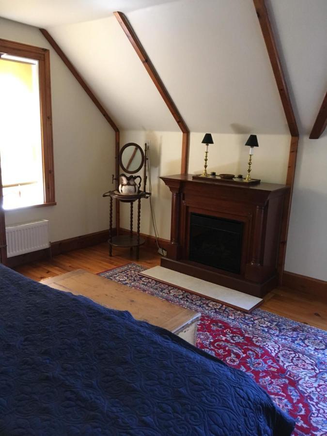 Sawyer'S Creek Bed And Breakfast Algonquin Highlands Eksteriør billede